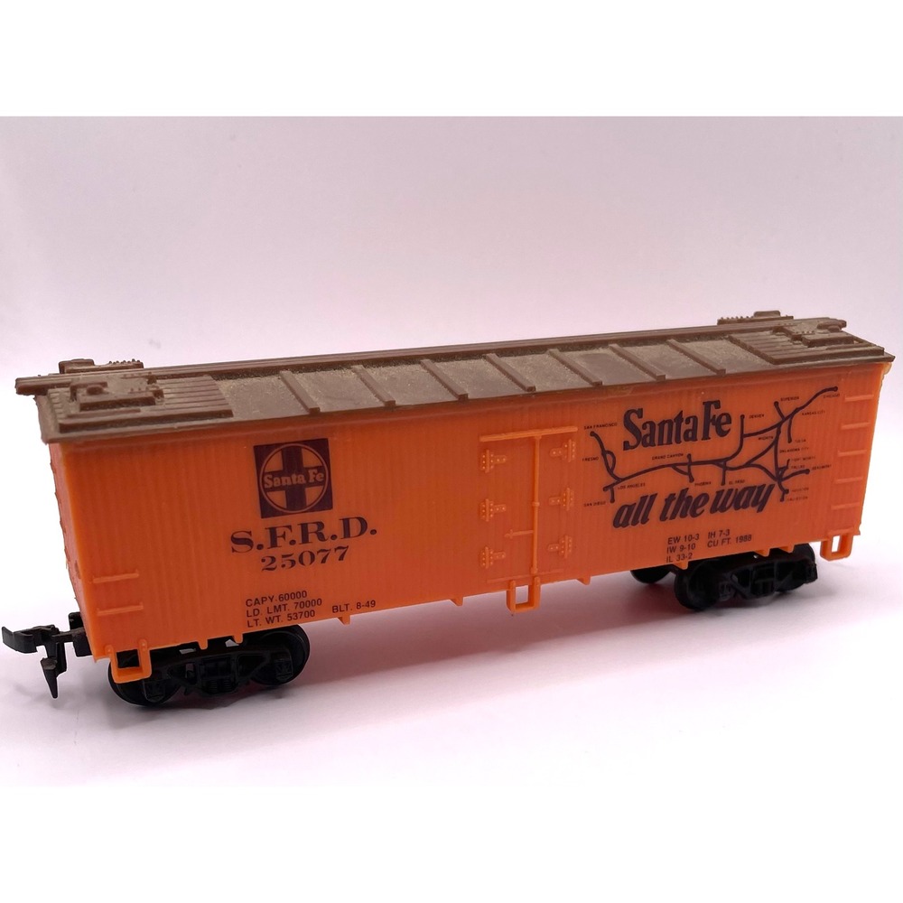 Life-Like Santa Fe Boxcar HO Scale Orange All The Way Grand Canyon Line 25077